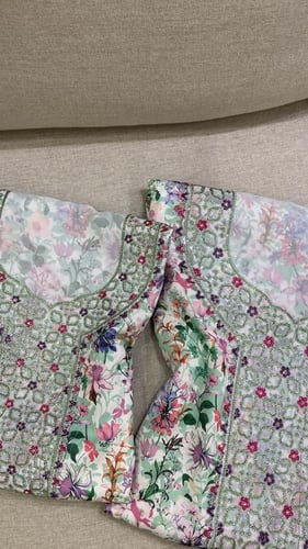 طقم الام وبنتها