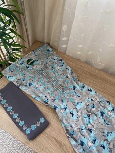 مخور+شيلة حرير اندونيسي بدون تفصيل