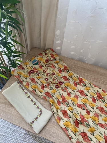 مخور+شيلة حرير اندونيسي بدون تفصيل