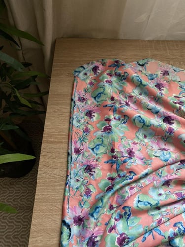 مخور+شيلة حرير هندي بدون تفصيل