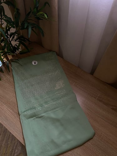 مخور من قطعتين حرير ملكي+بشت