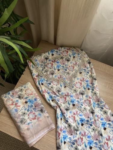 مخور اللؤلؤ+شيلة حرير ديجتال بدون تفصيل