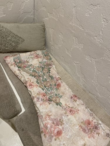 مخور اورجانزا متروس فصوص بدون تفصيل