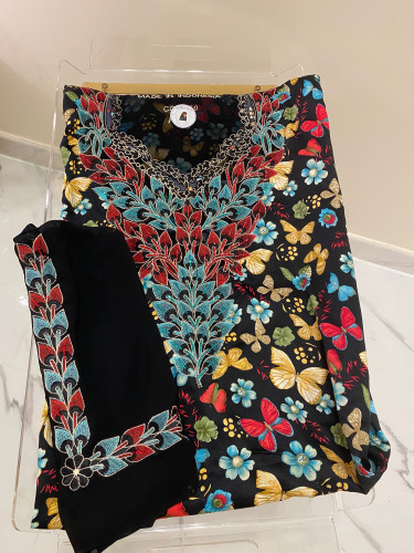 مخور+شيلة الفراشات مخرم حرير اندونيسي اسود