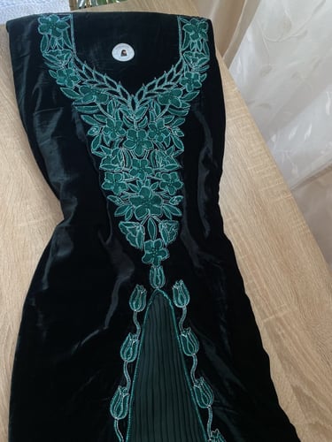 مخور شتوي اخضر مخمل بكسرات