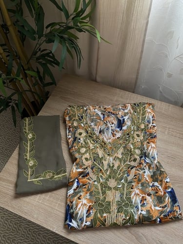 مخور+شيلة حرير هندي مخرم