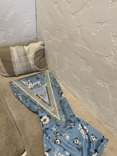 مخور شادن1 بتطريز لؤلؤ حرير ايطالي بدون تفصيل