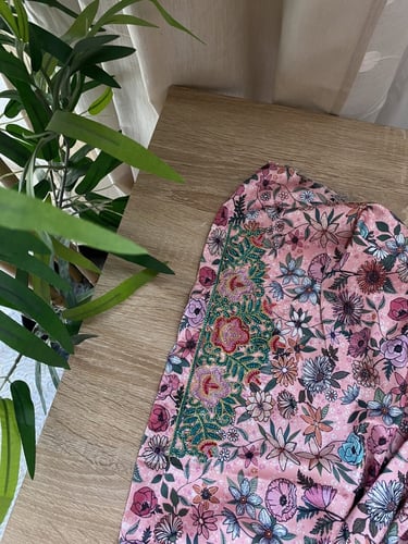 مخور اطفال حرير اراماني ديجتال بدون تفصيل