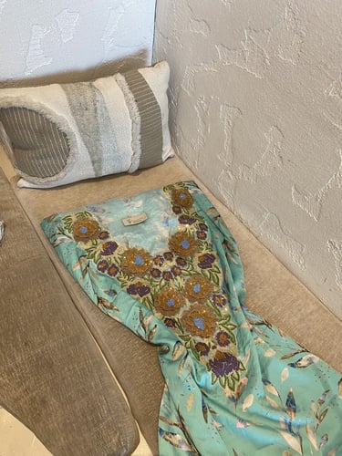 مخور غيد5 حرير ملكي 3d بدون تفصيل