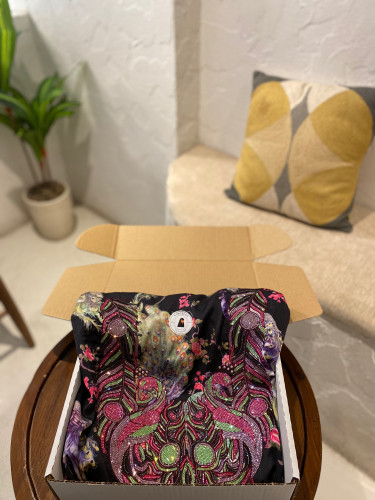 مخور الطاووس حرير ملكي