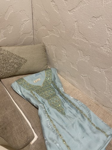 مخور داليا 4حرير شيمر بدون تفصيل