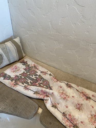 مخور اورجانزا متروس فصوص بدون تفصيل