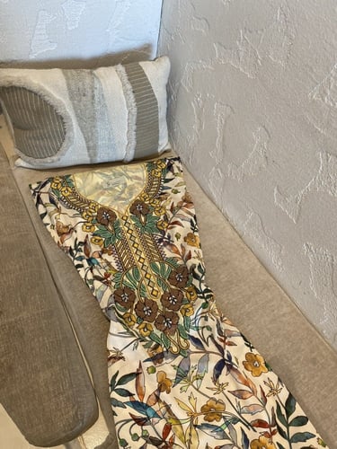 مخور غيد6 حرير ملكي 3d بدون تفصيل