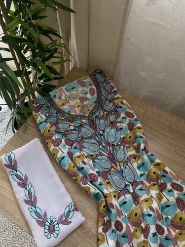 مخور+شيلة حرير اندونيسي مخرم بدون تفصيل