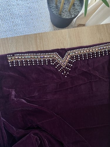 مخور مخمل بنفسجي