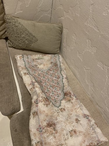 مخور اورجانزا متروس فصوص بدون تفصيل