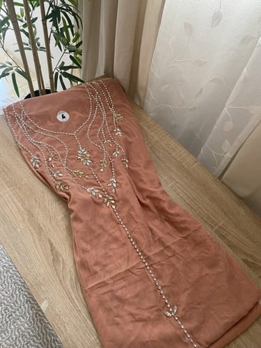 مخور مخمل متروس كرستالات