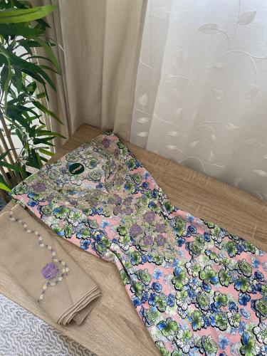 مخور+شيلة حرير اندونيسي مخرم بدون تفصيل