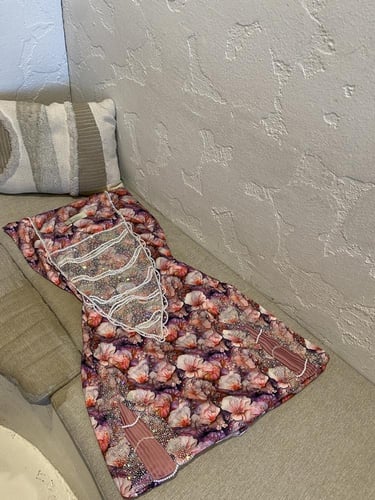 مخور غرور 5 "بدون تفصيل" بكسرات لؤلؤ حرير ملكي