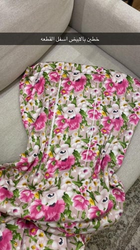 طقم الام وبنتها (قطعه الام يوجد بها خطأ مصنعي بسيط...