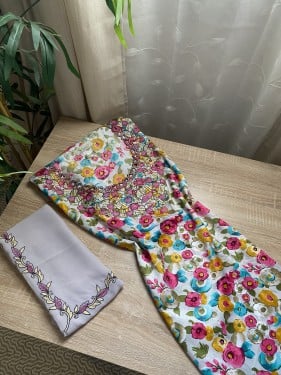 مخور+شيلة حرير هندي مخرم بدون تفصيل