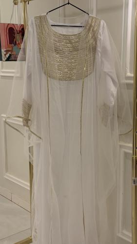 مخور بشت العيد ابيض بدون تفصيل