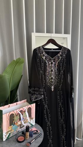 بشت اماراتي جاهز