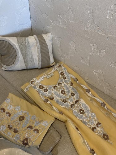 ثوب اماراتي بدون تفصيل قطعتين شيفون+بطانة