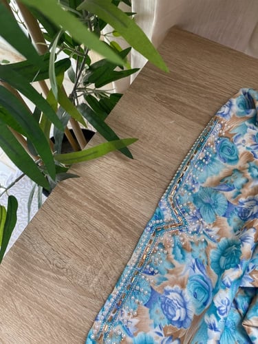 طقم الام وبنتها بدون تفصيل