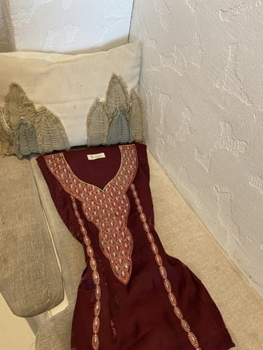 مخور داليا 1 حرير شيمر بدون تفصيل