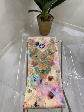 مخور الفراشات اطفال حرير اراماني