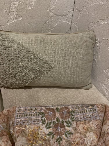 مخور اورجانزا متروس فصوص بدون تفصيل