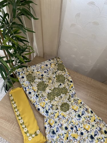 مخور+شيلة حرير اندونيسي مخرم بدون تفصيل