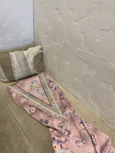 مخور شادن 4 بتطريز لؤلؤ حرير ايطالي بدون تفصيل