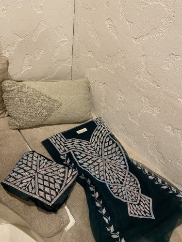 مخور بشت العيد اخضر من قطعتين حرير ملكي+بشت بدون ت...