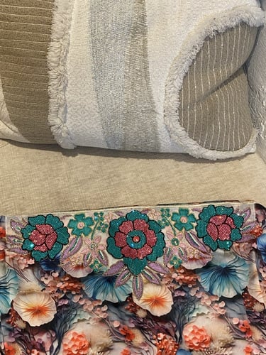 مخور المها حرير ملكي 3d+كسرات