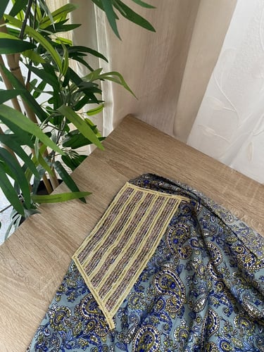 مخور+شيلة حرير اندونيسي بدون تفصيل