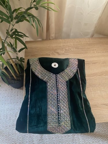 مخور شتوي اخضر مخمل