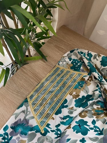 مخور+شيلة حرير اندونيسي بدون تفصيل