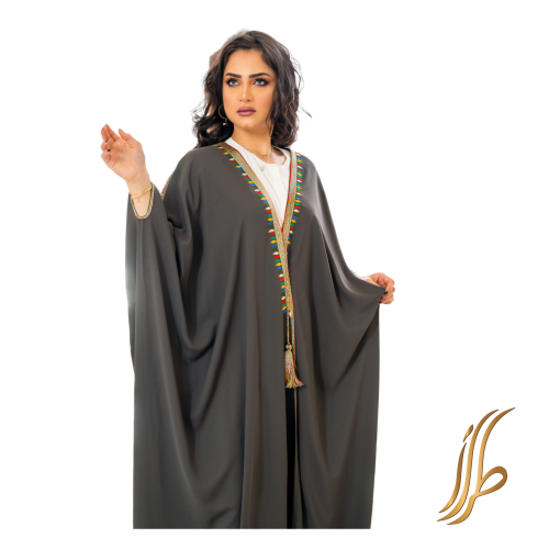 بشت كلاسيك فراشة تطريز خفيف / Bisht Classic