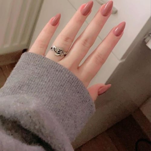 مجموعة فيتامين سي لتفتيح الجسم+ سيروم هدية