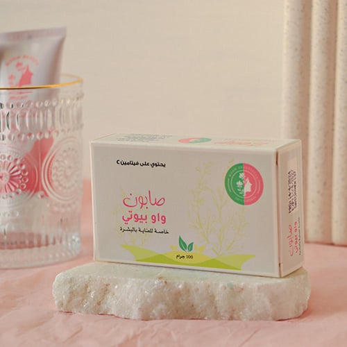 صابون لتفتيح البشرة بالفيتامين سي