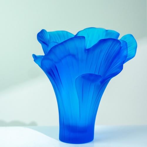 فازة كرستال صغيرة (أزرق) - Small Crystal Vase (Blu...