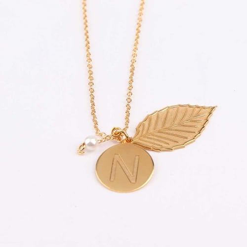 سلسال بالحرف شكل ورقه