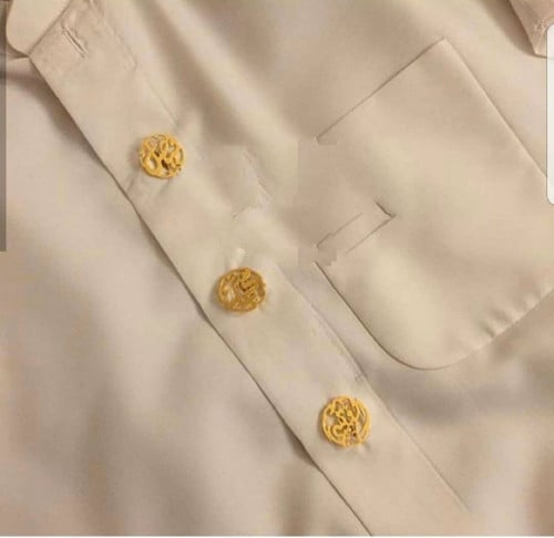 زراير ثوب مخصصة بالاسم