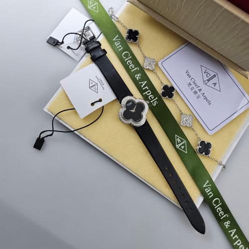 طقم فان كليف ( سوارة ، ساعة )