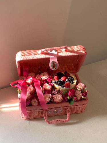 هاند باق الورد و كيك جناش