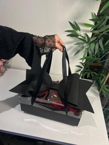 Love Box — هاند باق الفيونكه ليوم الحب