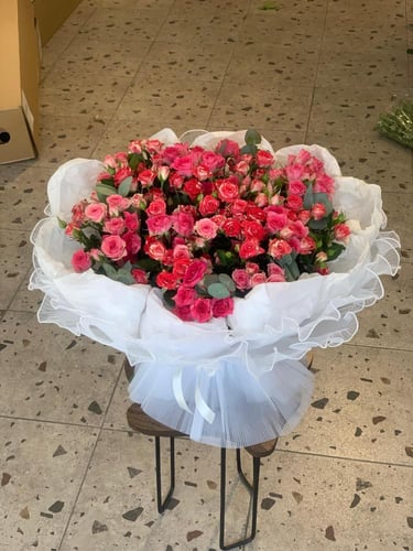 باقه رومانسية الورد