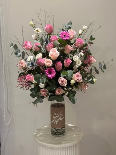 فازه فاخرة مغلفه بالجلد بالاسم